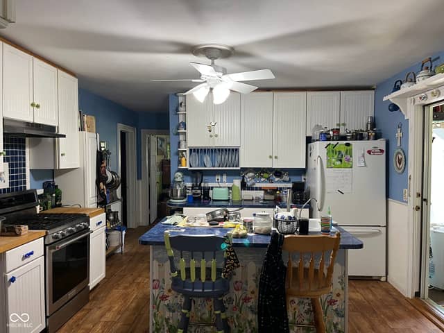 305 E County Road 900 S, Clayton, IN 46118, photo 4 of 23