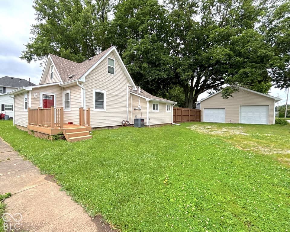 311 B Street S, Thorntown, IN 46071, photo 1 of 26