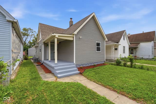 2121 Webb Street, Indianapolis, IN 46225, photo 4 of 44
