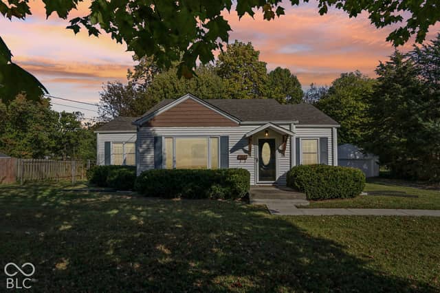 350 McLaughlin Avenue, Indianapolis, IN 46227, photo 3 of 58