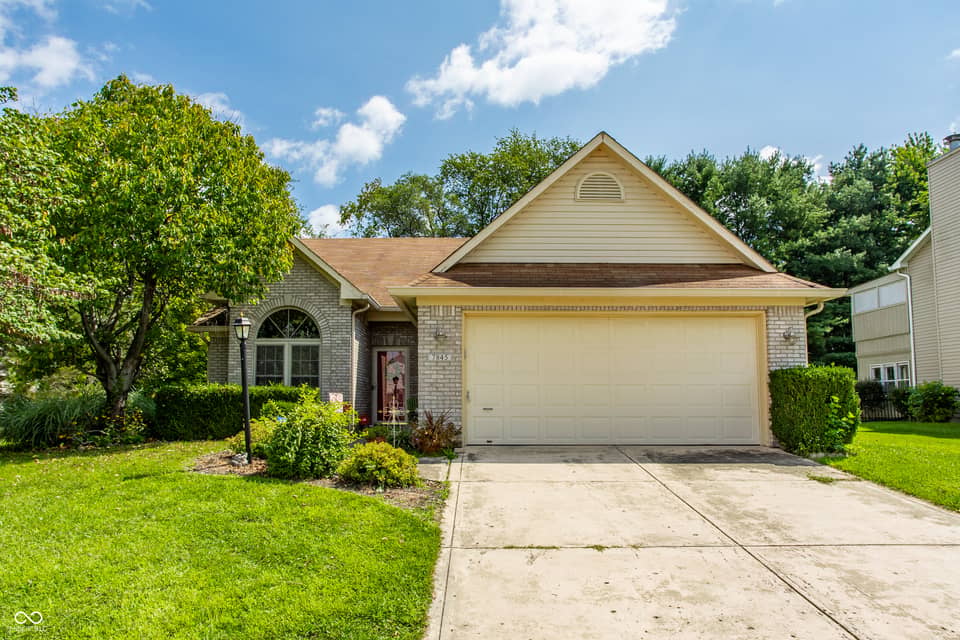 7845 Shannon Lakes Way, Indianapolis