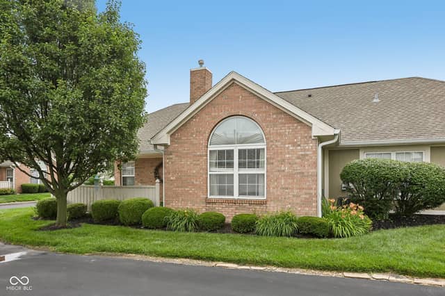 7347 Chapel Villas Lane #UNIT B, Indianapolis, IN 46214, photo 2 of 47