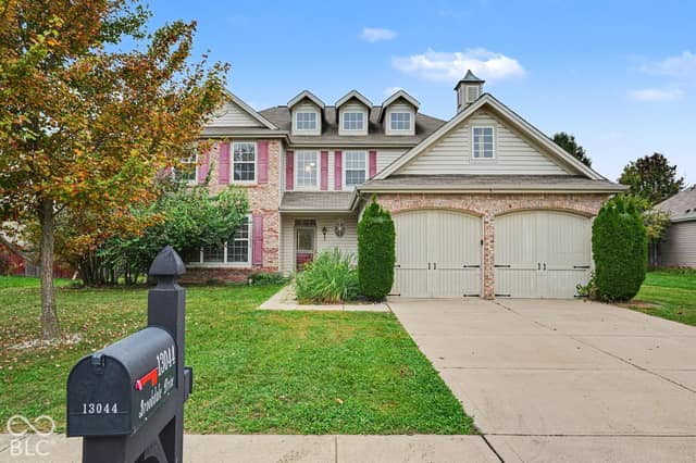 13044 Brookdale Drive, Fishers, IN 46037, photo 2 of 15