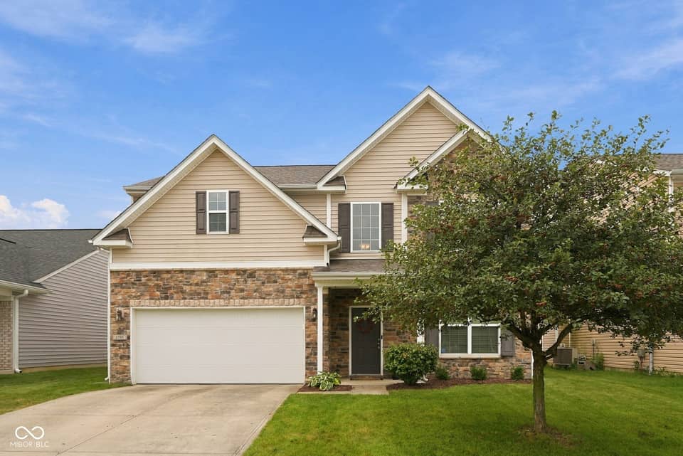5785 Open Fields Drive, Whitestown