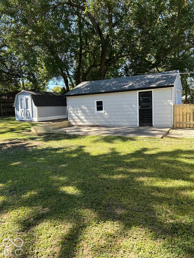 8141 Patton Drive, Indianapolis, IN 46226, photo 5 of 18