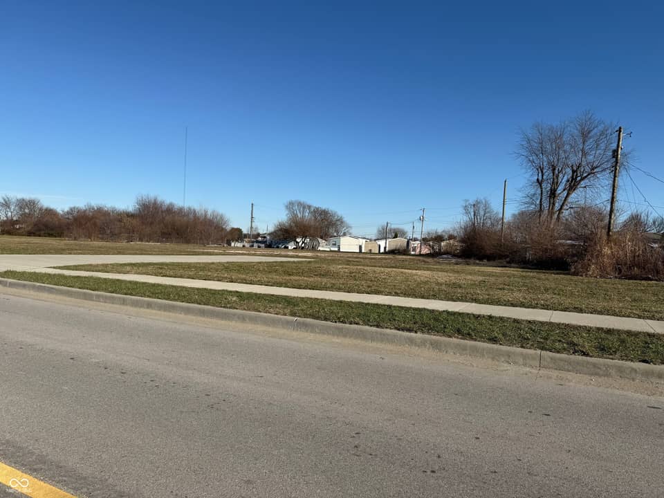 555 Commercial Boulevard, Martinsville