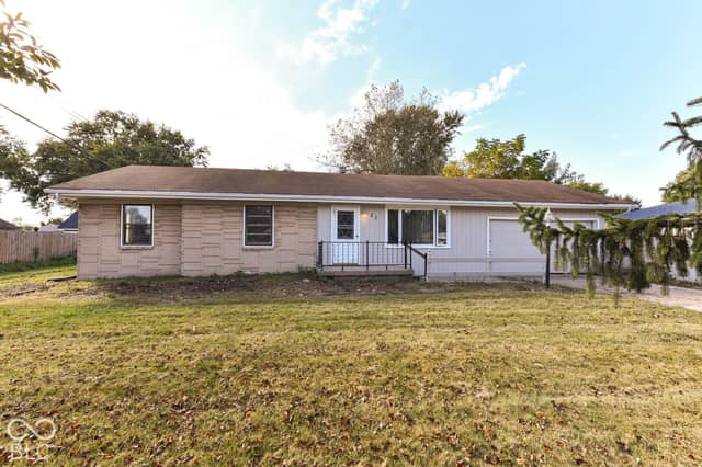 21 Golden Drive, Anderson, IN 46012, photo 3 of 29