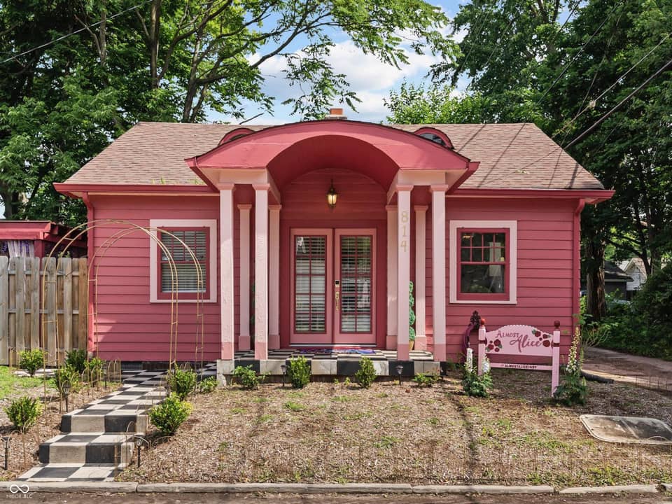 814 E 48th Street, Indianapolis, IN 46205, photo 1 of 61