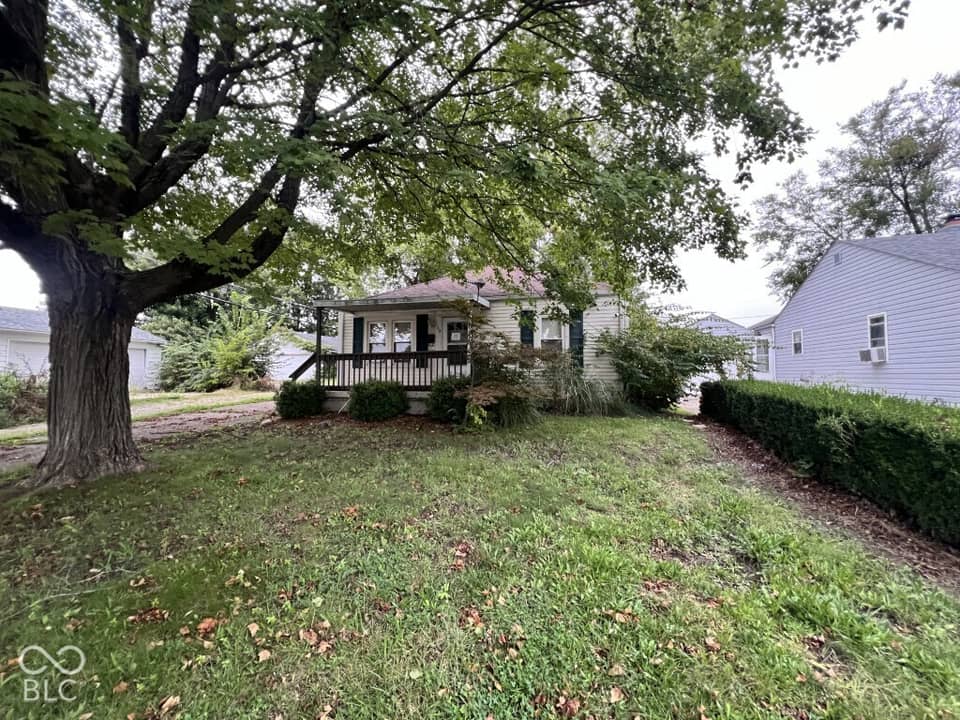 112 E 34th Street, Anderson, IN 46013, photo 1 of 6