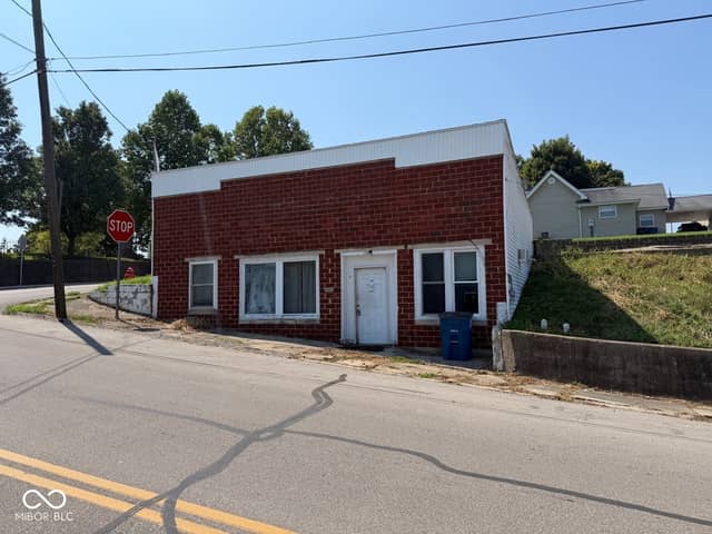 1731 K Street, Bedford, IN 47421, photo 2 of 14