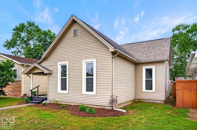 1804 California Street, Columbus, IN 47201, photo 3 of 23