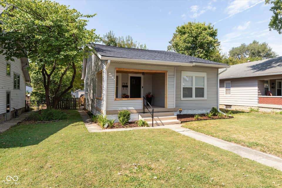 728 N Emerson Avenue, Indianapolis, IN 46219, photo 1 of 22