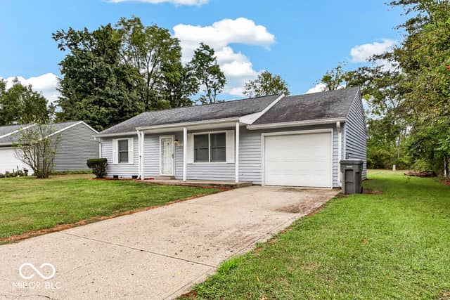 1703 N Richardt Avenue, Indianapolis, IN 46219, photo 5 of 42