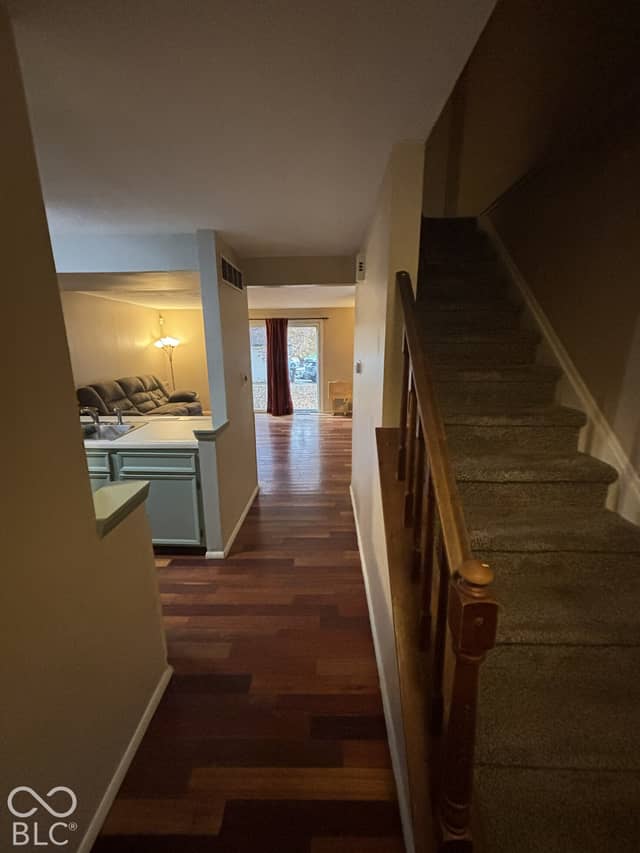 9460 Aspen Grove Lane, Indianapolis, IN 46250, photo 3 of 22