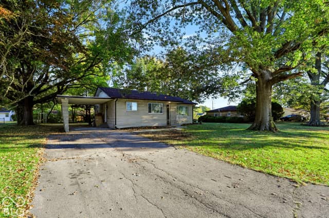 4062 W Broadway Avenue, Bloomington, IN 47404, photo 5 of 34