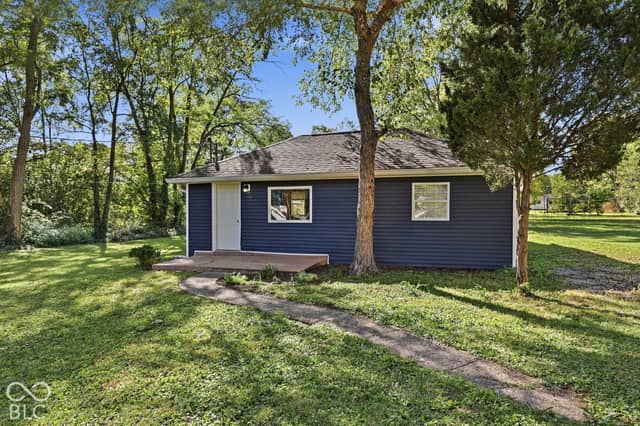 20 N Galeston Avenue, Indianapolis, IN 46229, photo 3 of 27