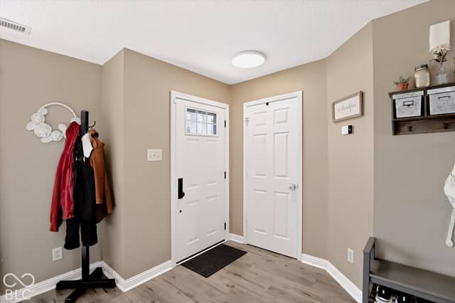 5739 Woodland Trace Boulevard, Indianapolis, IN 46237, photo 5 of 75