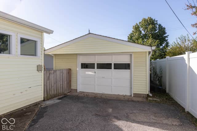 504 E Douglas Drive, Brownsburg, IN 46112, photo 4 of 19