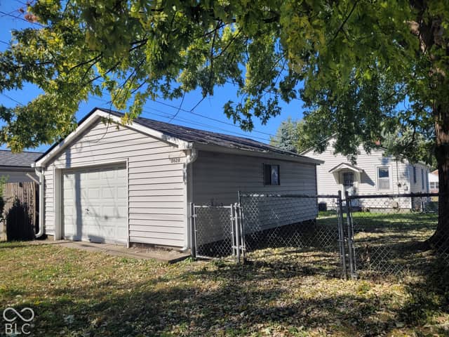 3629 English, Indianapolis, IN 46201, photo 4 of 30