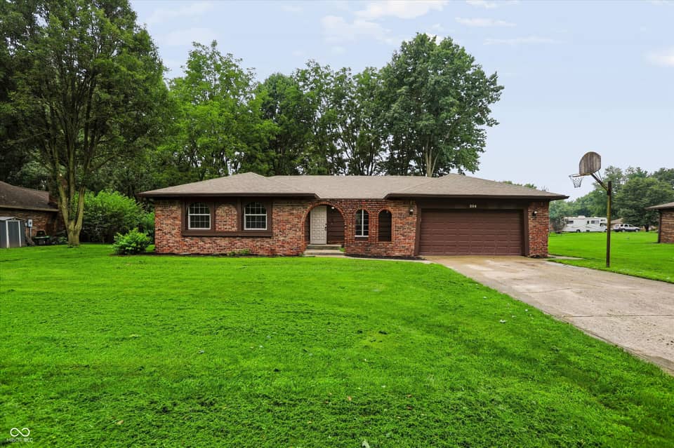 254 Summit Ridge Drive, Greenwood, IN 46142, photo 1 of 40