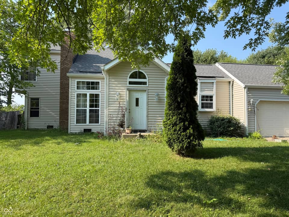 5586 W Beechwood Lane, New Palestine, IN 46163, photo 1 of 4