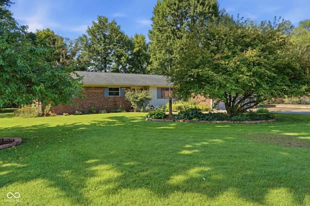10 U Drive, Cloverdale, IN 46120, photo 3 of 50