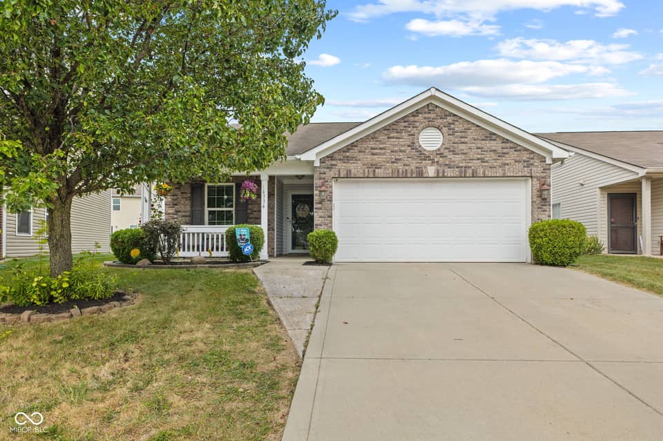 6336 Emerald Springs Drive, Indianapolis