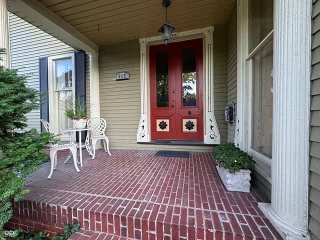 415 E Wabash Avenue, Crawfordsville, IN 47933, photo 4 of 39