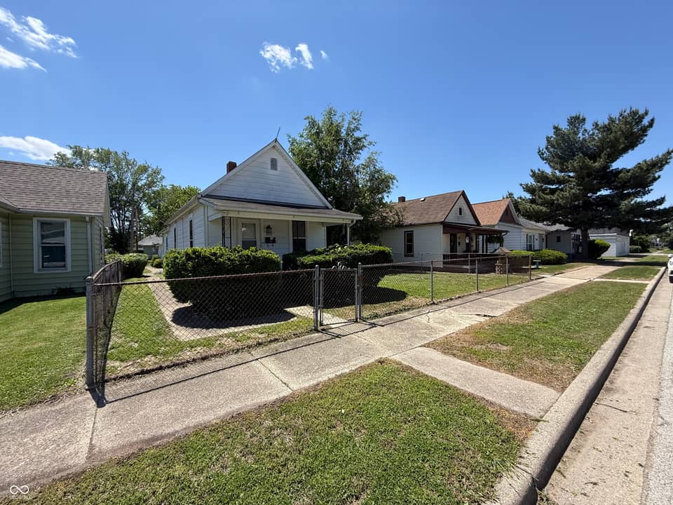 2423 3rd Avenue, Terre Haute