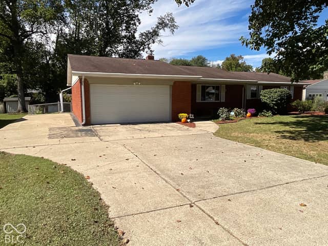 906 Eastwood Drive, Rockville, IN 47872, photo 4 of 50
