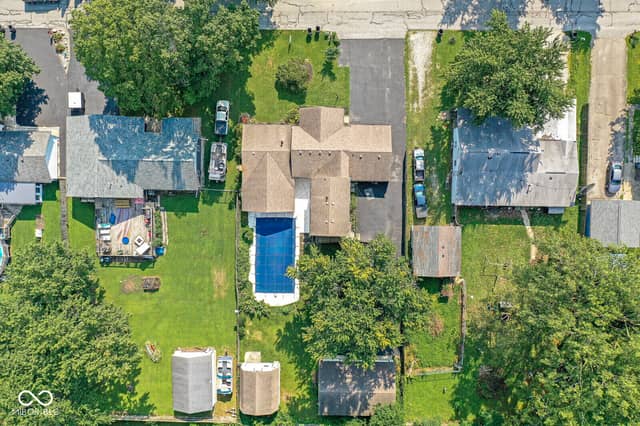 3830 S Olney Street, Indianapolis, IN 46237, photo 4 of 40