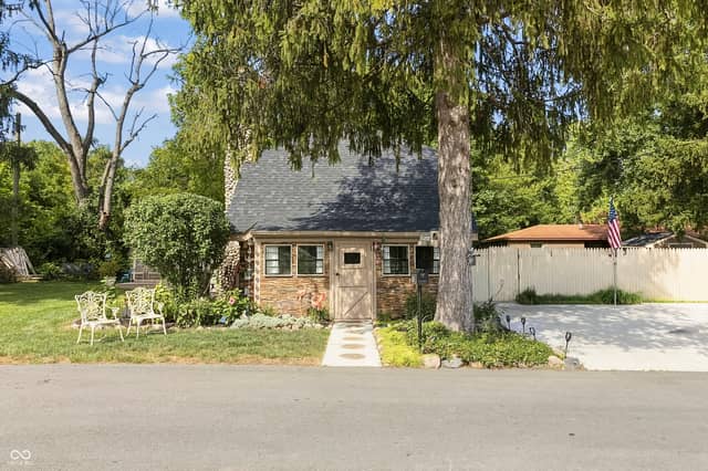 6518 Paradise Court, Indianapolis, IN 46236, photo 4 of 48