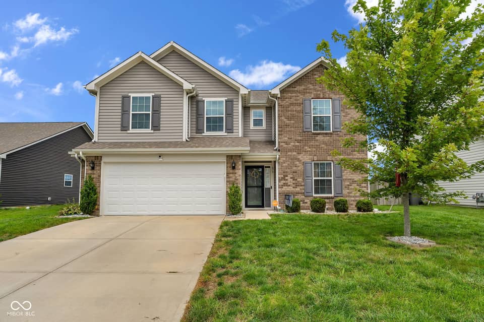 670 Albermarle Drive, Pittsboro, IN 46167, photo 1 of 27