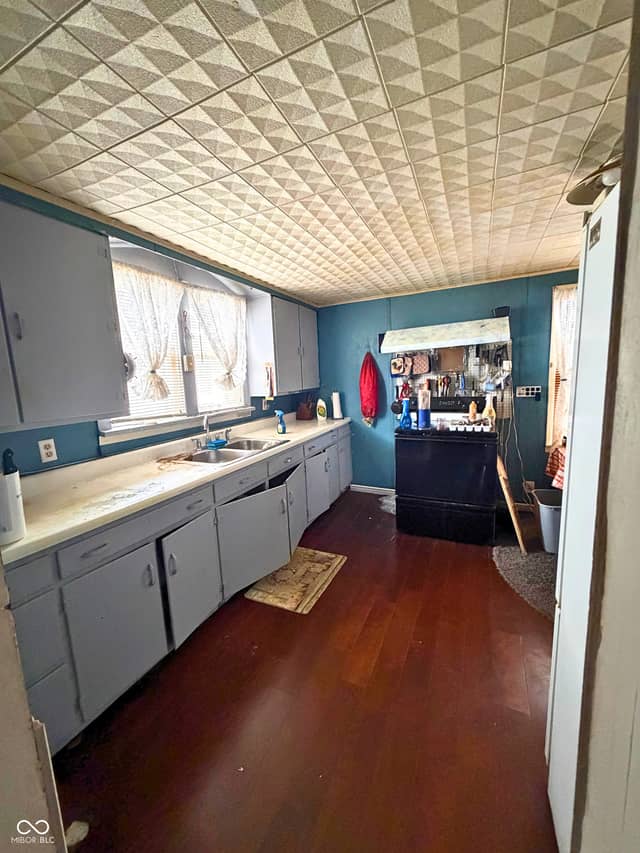 104 E Main Street, Darlington, IN 47940, photo 3 of 11