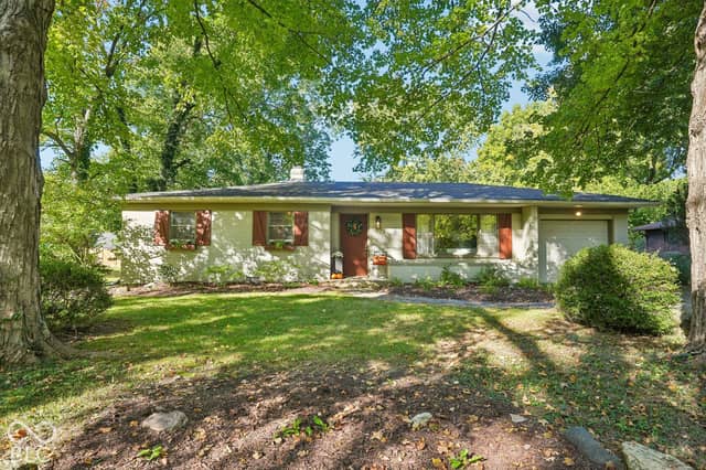 8450 Evergreen Avenue, Indianapolis, IN 46240, photo 2 of 48