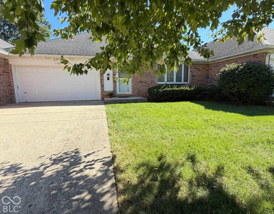 1383 Holiday Lane W, Brownsburg, IN 46112, photo 1 of 19