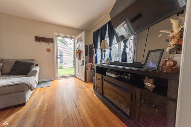 2013 14th Street, Columbus, IN 47201, photo 5 of 21