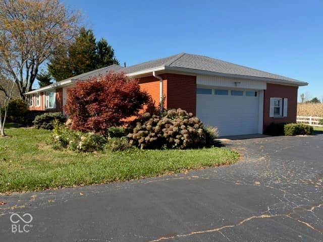 7838 W US Highway 52, New Palestine, IN 46163, photo 5 of 40