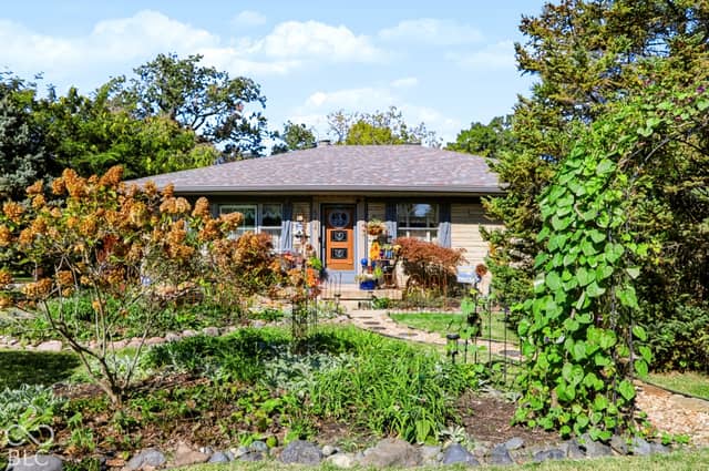5404 E Saint Clair Street, Indianapolis, IN 46219, photo 4 of 52