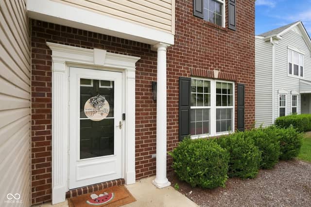 3304 Hurst Street, Whiteland, IN 46184, photo 4 of 45