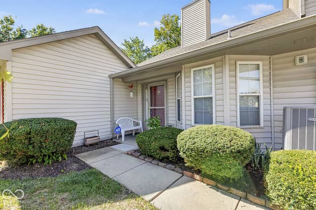 6047 Wildcat Drive, Indianapolis, IN 46203, photo 2 of 37