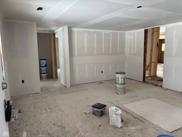 2104 Hunter Avenue, IN 47362, photo 4 of 18