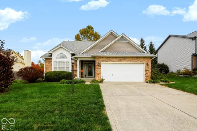 1182 Glenbar Way, Greenwood, IN 46143, photo 3 of 56