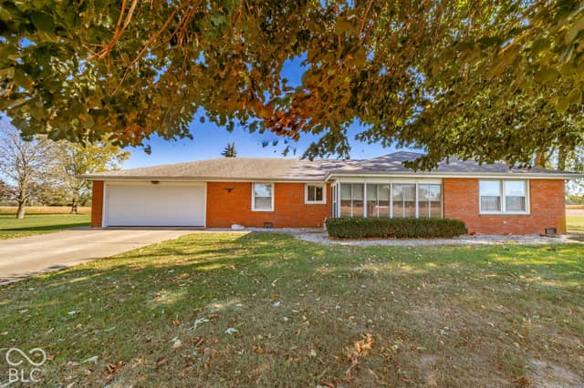 8300 S Asbury Lane, Daleville, IN 47334, photo 2 of 25