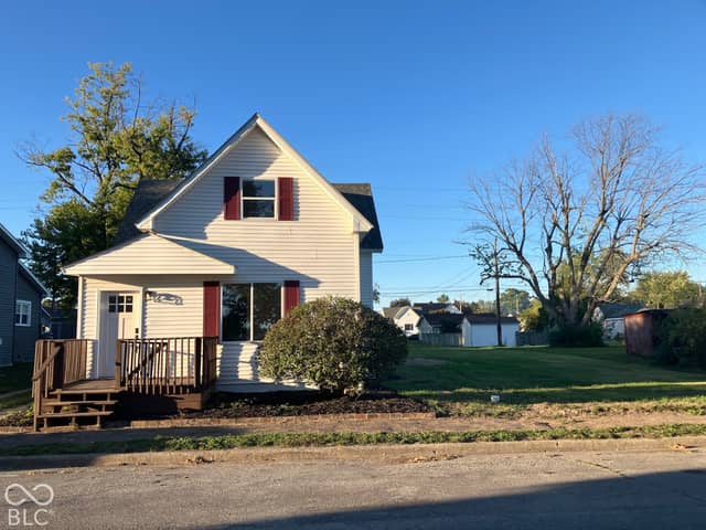 1914 S L Street, Elwood, IN 46036, photo 3 of 19