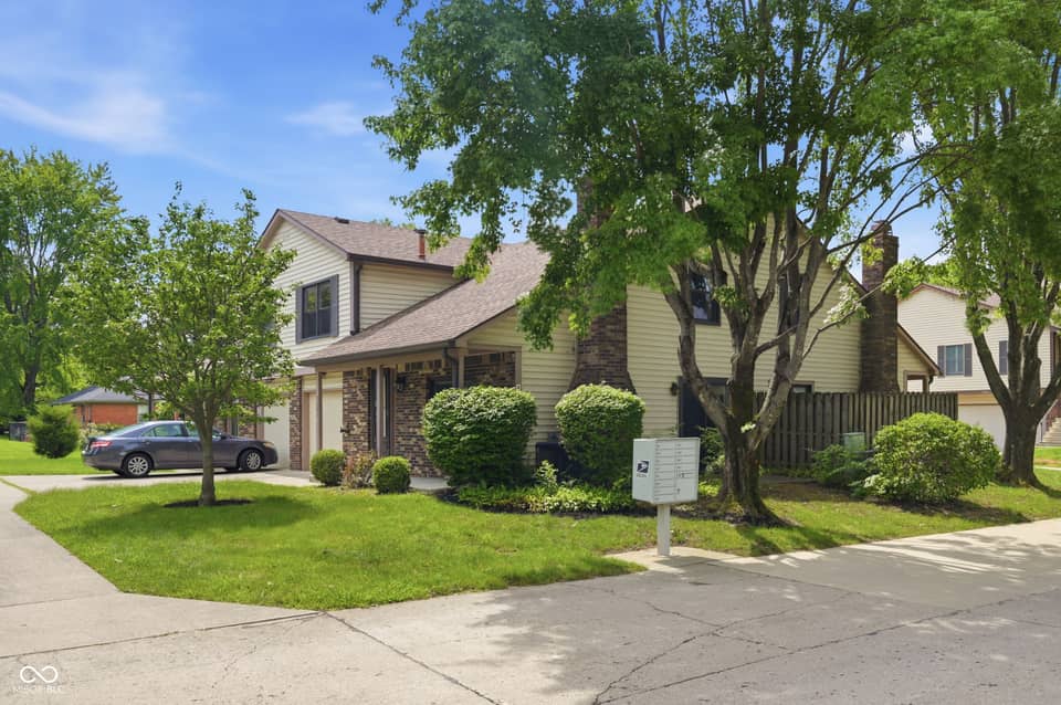 8341 Chapel Pines, Indianapolis