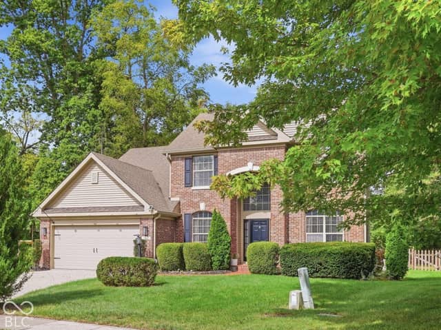 10420 Fox Creek Lane, Fishers, IN 46037, photo 4 of 37