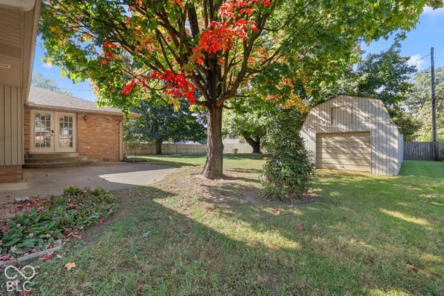 4620 S Senate Avenue, Indianapolis, IN 46217, photo 5 of 59