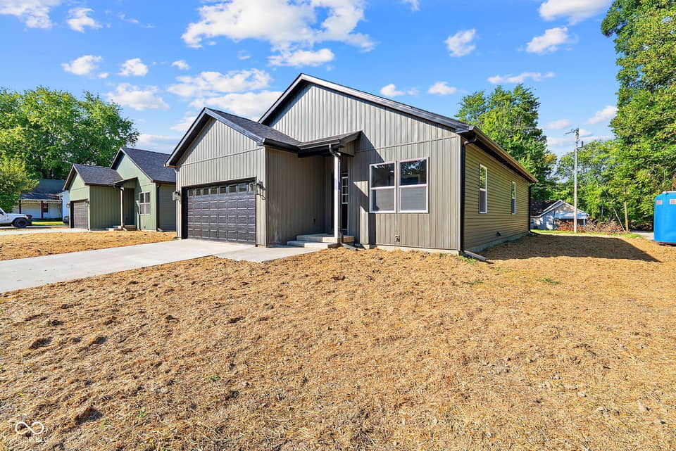 408 N Leavitt Street, Brazil, IN 47834, photo 1 of 35