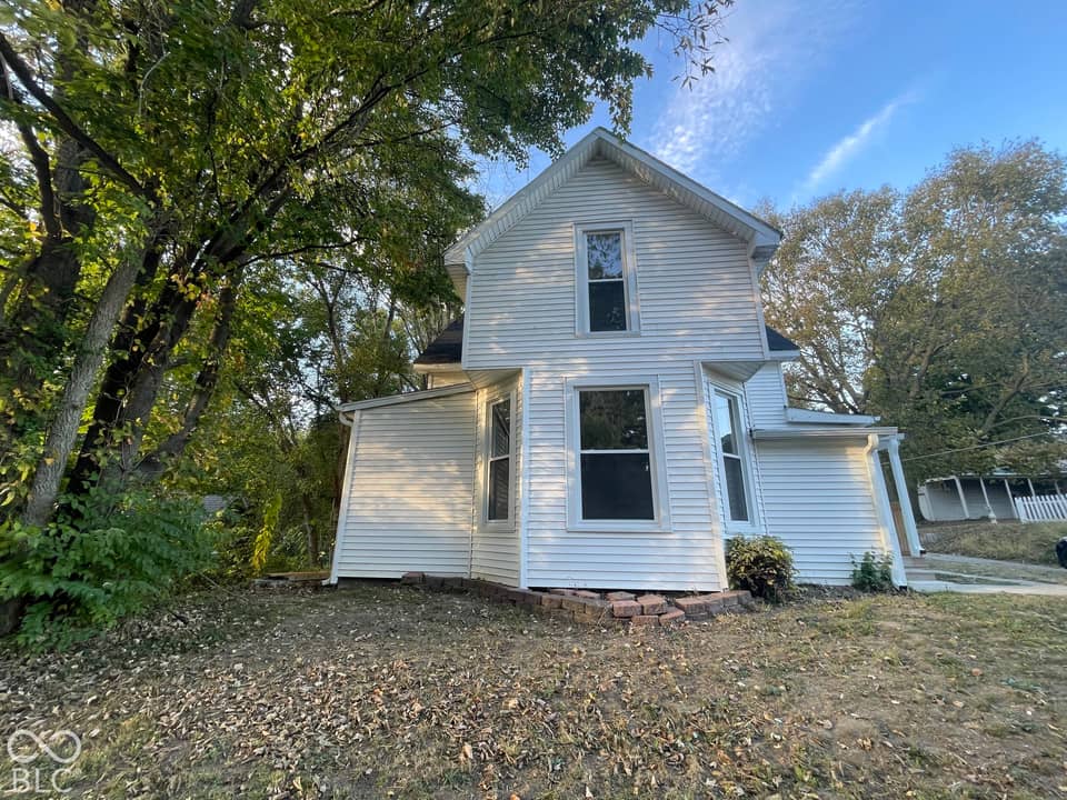 309 W 2nd Street, Veedersburg, IN 47987, photo 1 of 30